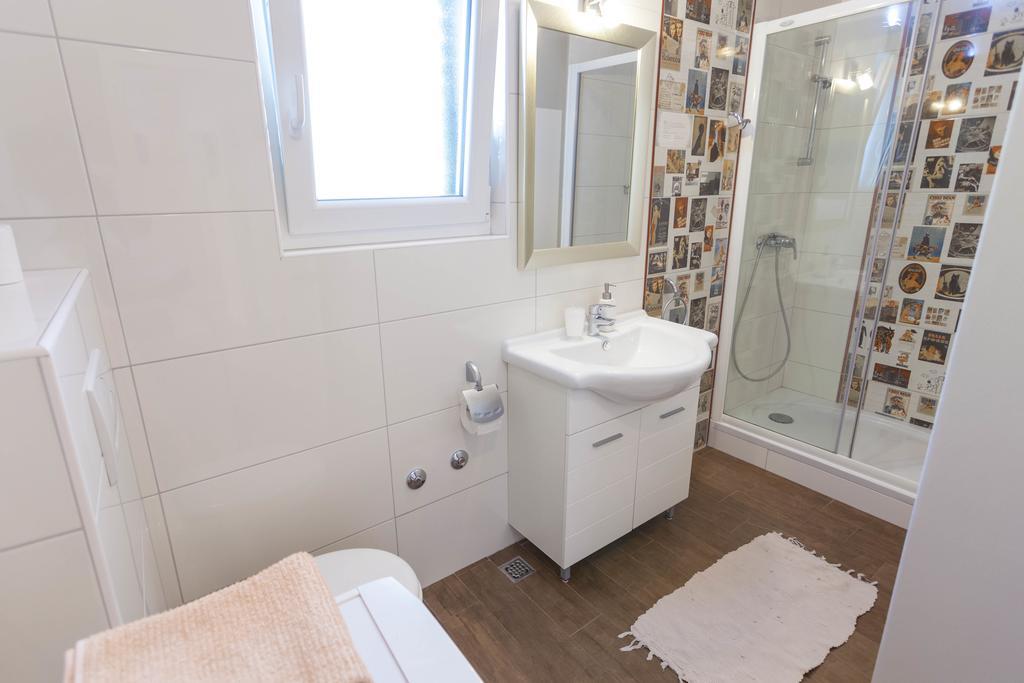 Meri Apartments - Puharic Makarska Exteriör bild