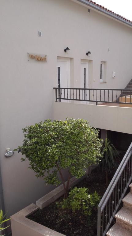 Meri Apartments - Puharic Makarska Exteriör bild